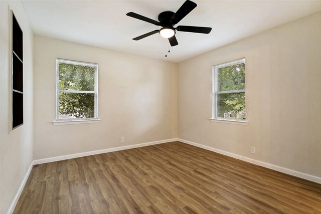 904 Bryan Drive, Bedford, TX 76022