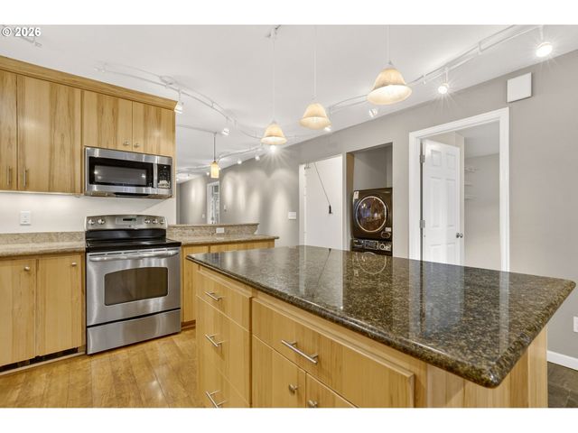 5111 Sw OLESON Rd, Portland, OR 97225