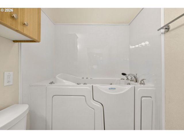 5111 Sw OLESON Rd, Portland, OR 97225