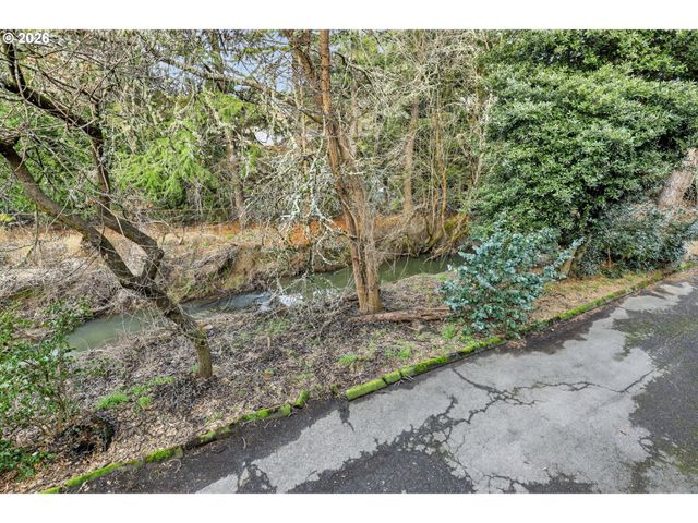 5111 Sw OLESON Rd, Portland, OR 97225