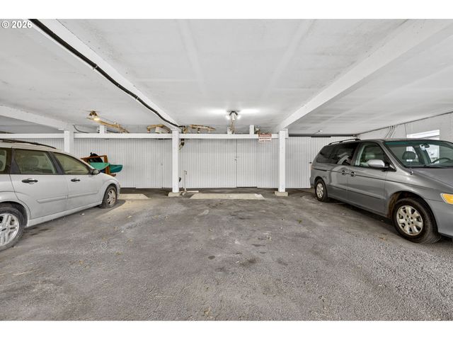 5111 Sw OLESON Rd, Portland, OR 97225