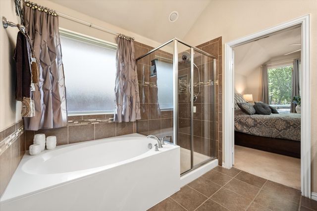 2943 Trail Lake Drive, Grand Prairie, TX 75054
