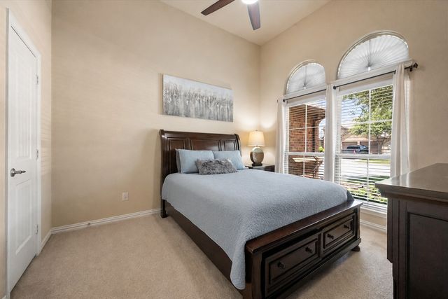 2943 Trail Lake Drive, Grand Prairie, TX 75054