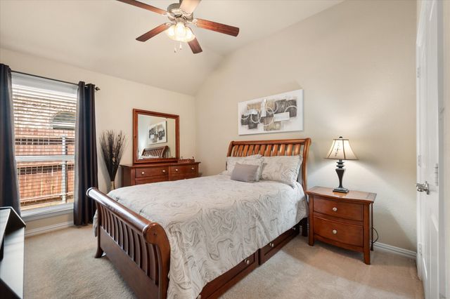2943 Trail Lake Drive, Grand Prairie, TX 75054