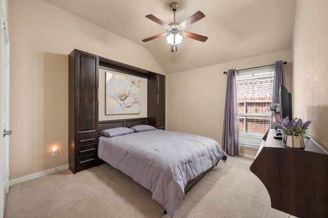 2943 Trail Lake Drive, Grand Prairie, TX 75054