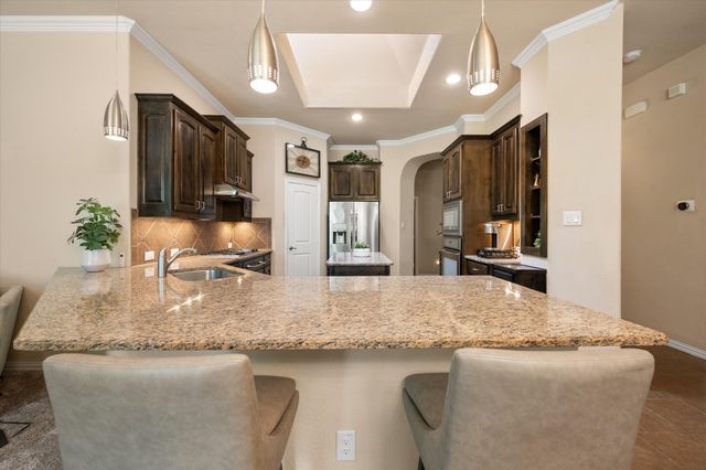 2943 Trail Lake Drive, Grand Prairie, TX 75054