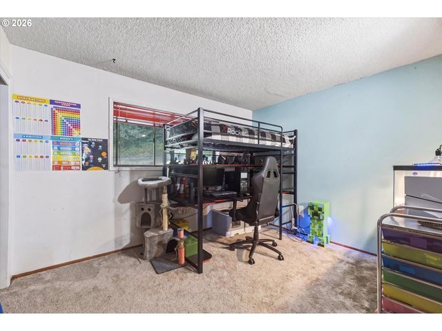 2326 CEDAR Pl, Longview, WA 98632