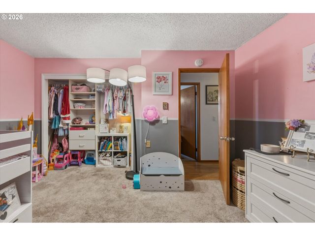 2326 CEDAR Pl, Longview, WA 98632