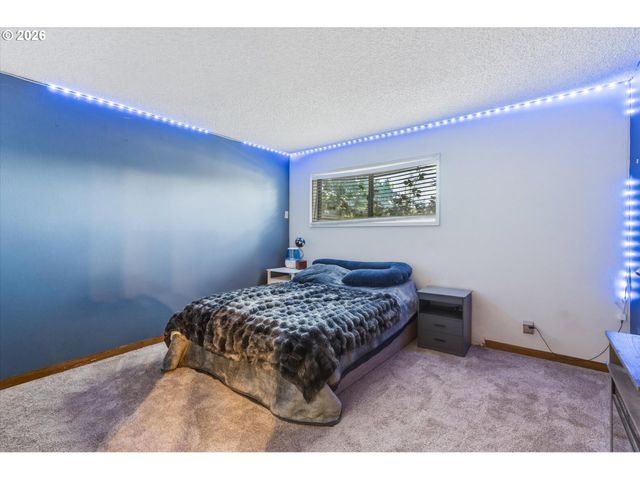 2326 CEDAR Pl, Longview, WA 98632