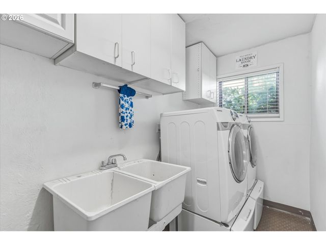 2326 CEDAR Pl, Longview, WA 98632