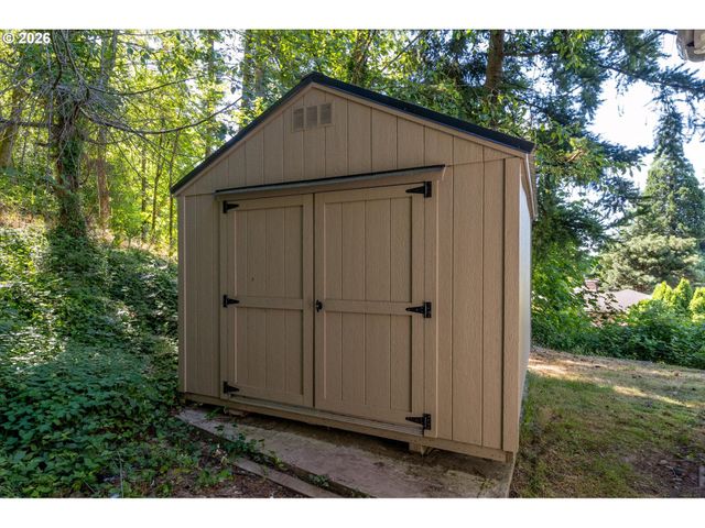 2326 CEDAR Pl, Longview, WA 98632