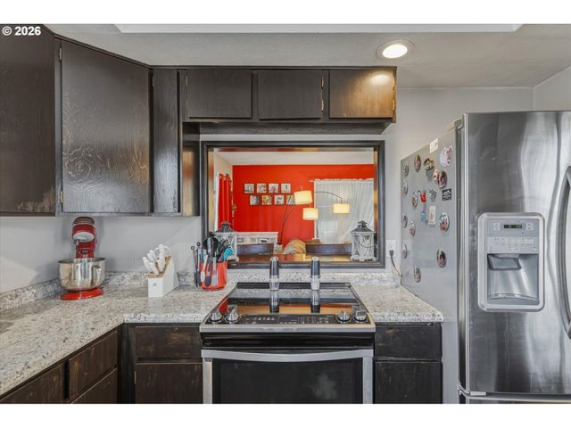 2326 CEDAR Pl, Longview, WA 98632