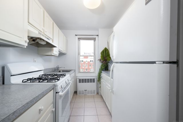 700 Summer Street 4L, Stamford, CT 06901