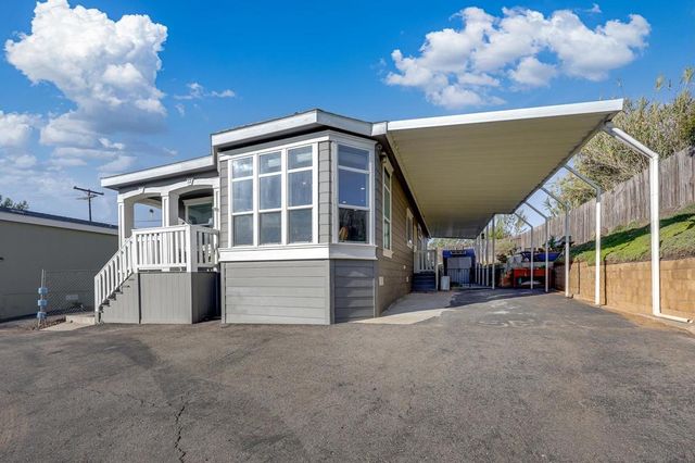 250 La Cresta Heights Rd Spc 12, El Cajon, CA 92021