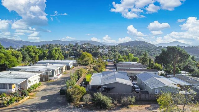 250 La Cresta Heights Rd Spc 12, El Cajon, CA 92021