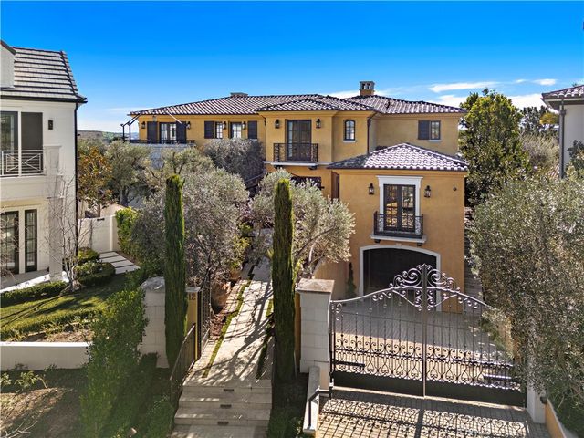 12 Thomas, Ladera Ranch, CA 92694