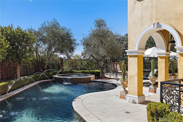 12 Thomas, Ladera Ranch, CA 92694
