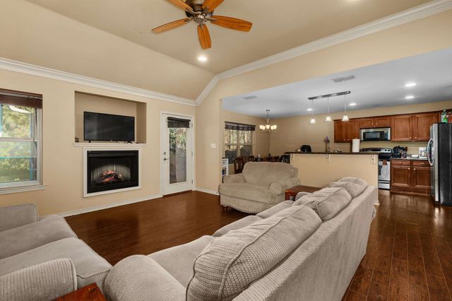 129 School Park Trail, Tatum, TX 75691