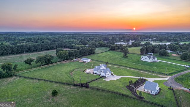 1820 Clover Lane, Bishop, GA 30621