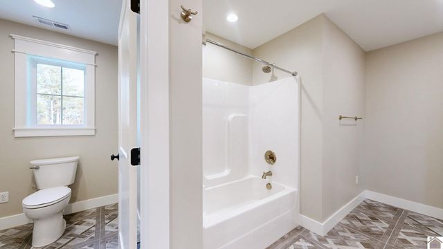 191 Saddle Creek, Paducah, KY 42001