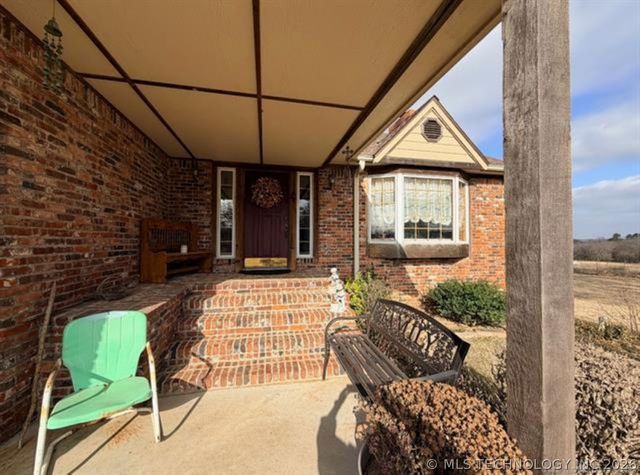 24751 S 200 Road, Henryetta, OK 74437