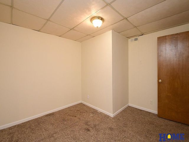 271 Parkside Lane, Lincoln, NE 68521