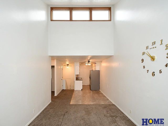 271 Parkside Lane, Lincoln, NE 68521