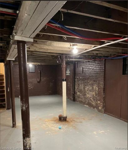 12410 Kentucky St Street, Detroit, MI 48204