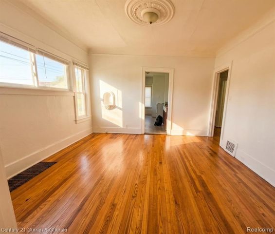 12410 Kentucky St Street, Detroit, MI 48204