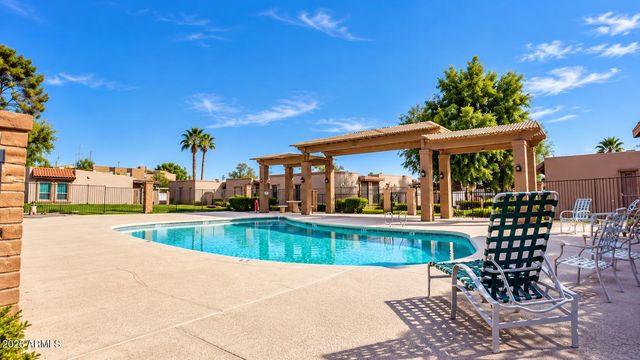 7905 N 61ST Avenue, Glendale, AZ 85301