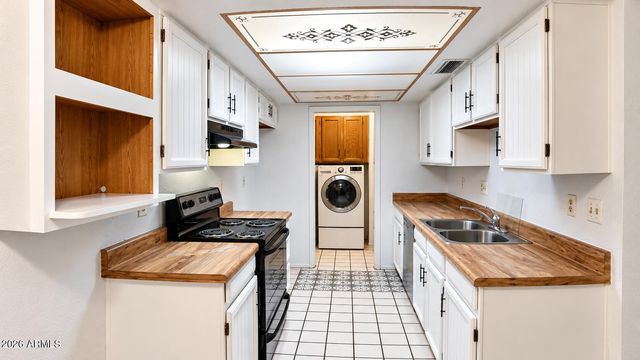 7905 N 61ST Avenue, Glendale, AZ 85301