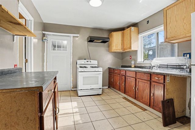 79 Post Avenue, Battle Creek, MI 49014