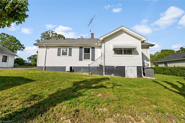 231 Sunset Drive, High Point, NC 27360