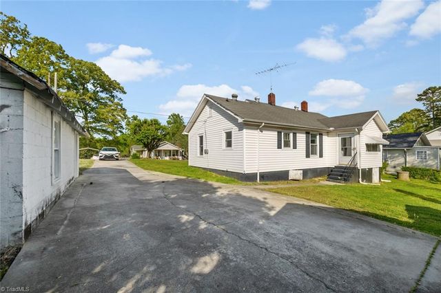 231 Sunset Drive, High Point, NC 27360