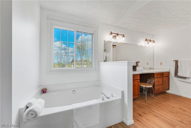 141 McCleary Court, Sagamore Hills, OH 44067