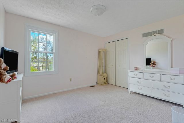 141 McCleary Court, Sagamore Hills, OH 44067