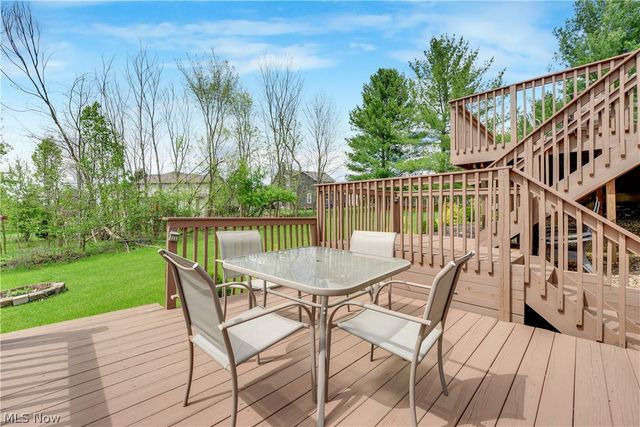 141 McCleary Court, Sagamore Hills, OH 44067