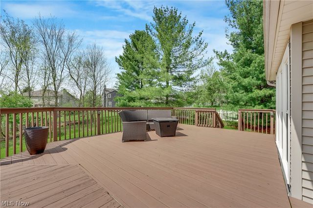 141 McCleary Court, Sagamore Hills, OH 44067