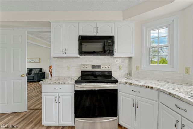 141 McCleary Court, Sagamore Hills, OH 44067