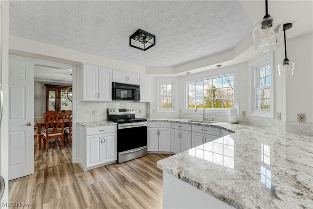 141 McCleary Court, Sagamore Hills, OH 44067