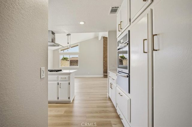 2015 N Palm, Upland, CA 91784