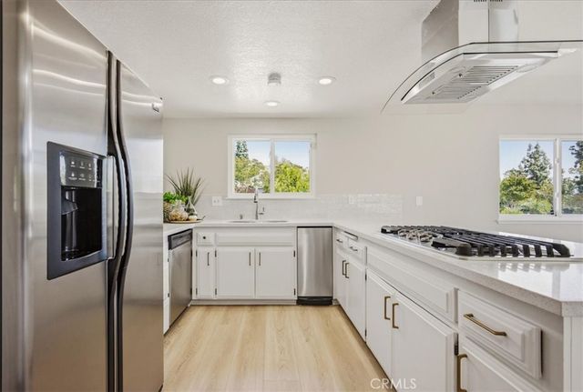 2015 N Palm, Upland, CA 91784