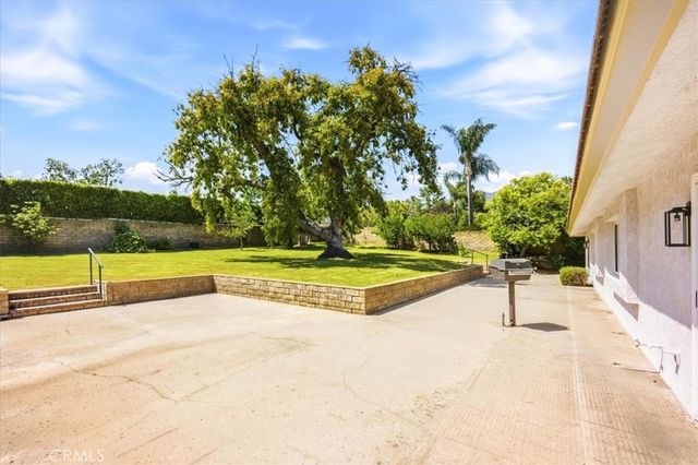 2015 N Palm, Upland, CA 91784