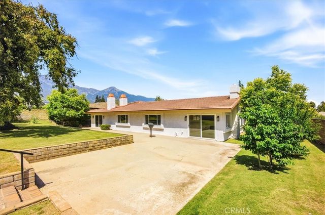 2015 N Palm, Upland, CA 91784
