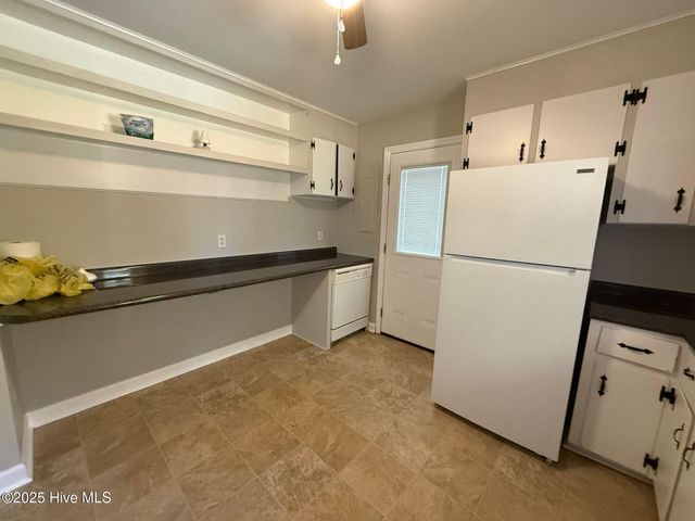 1155 Lake Cole Road, Midway Park, NC 28544