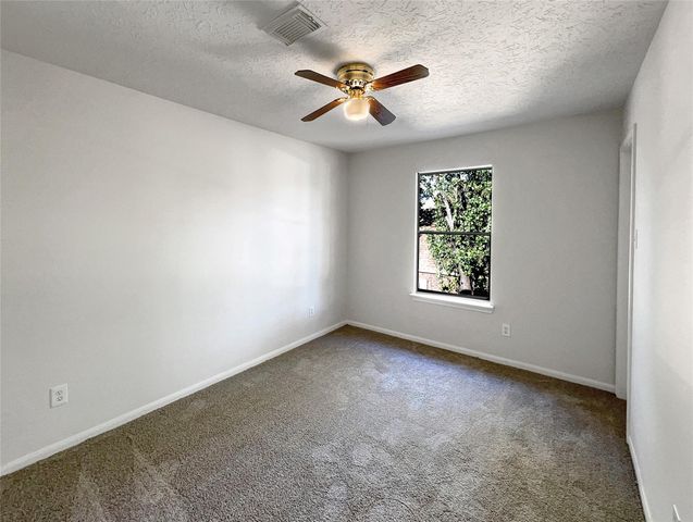 3232 Lee Circle, Pearland, TX 77581