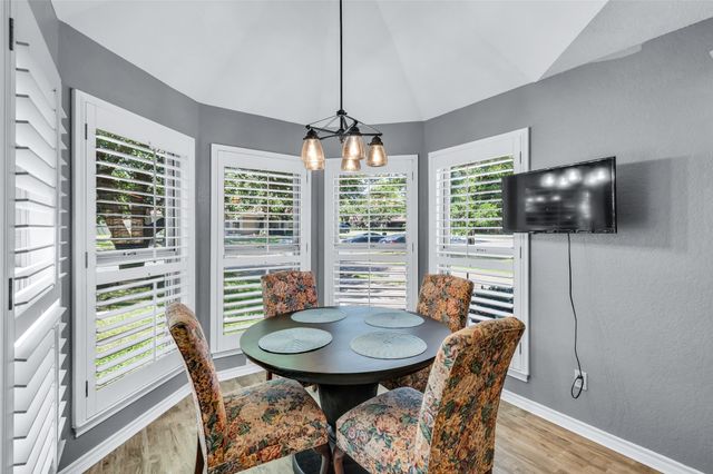 321 Timberlake Drive, Azle, TX 76020