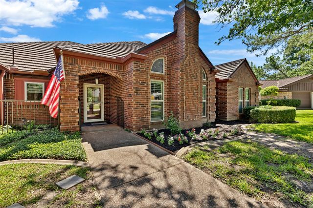 321 Timberlake Drive, Azle, TX 76020