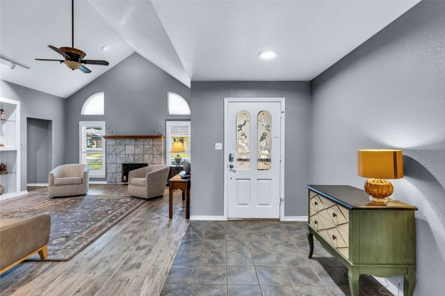 321 Timberlake Drive, Azle, TX 76020