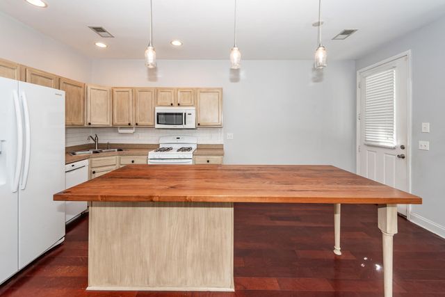 5154 E Liberty Park Circle, North Charleston, SC 29405